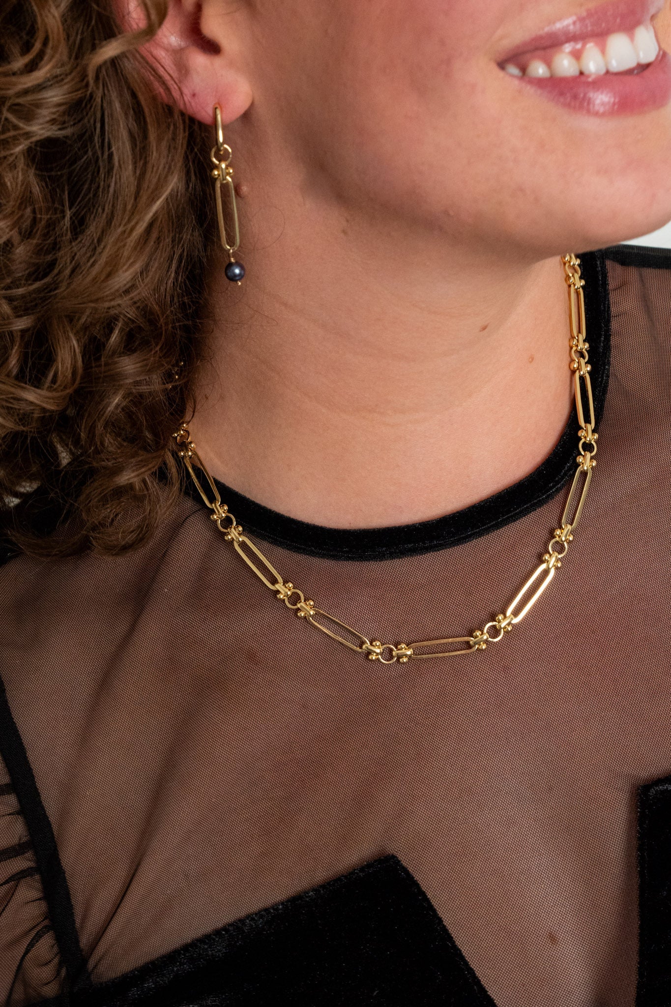 Golden Glow Necklace - Necklace