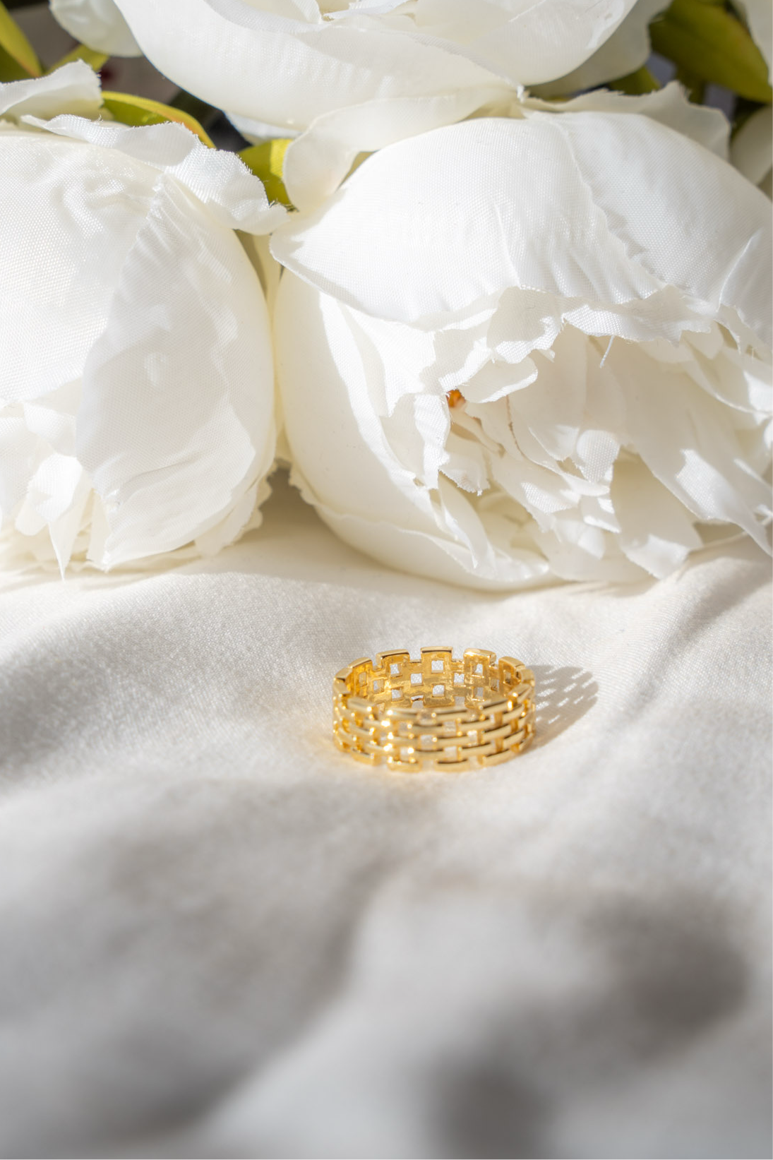 Picnic Basket Ring - Ring