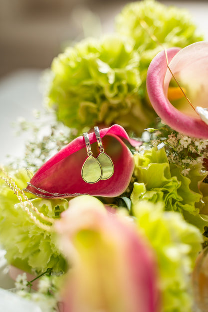 Soulmate: Pearl Earrings