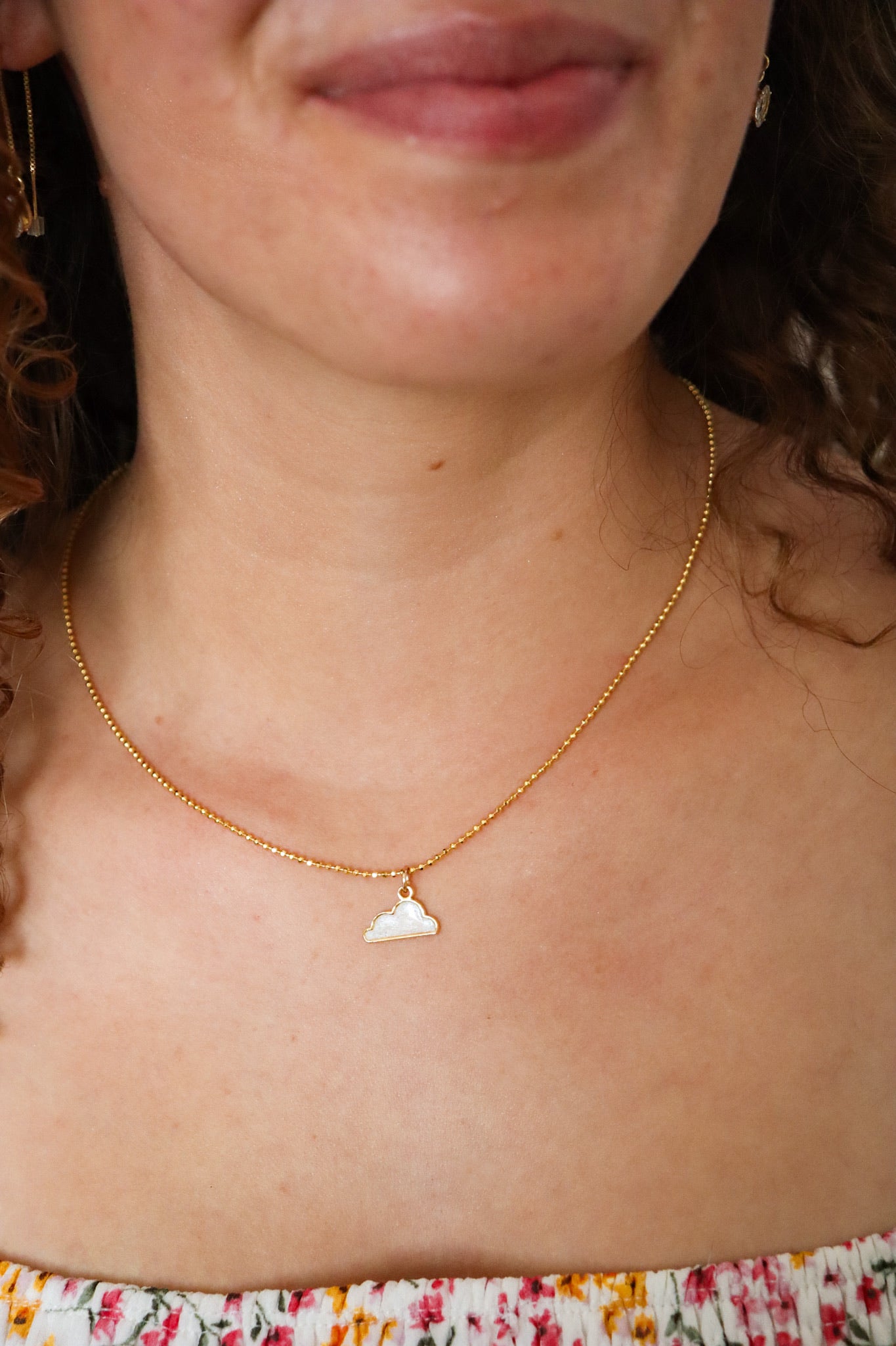 daydreaming cloud necklace