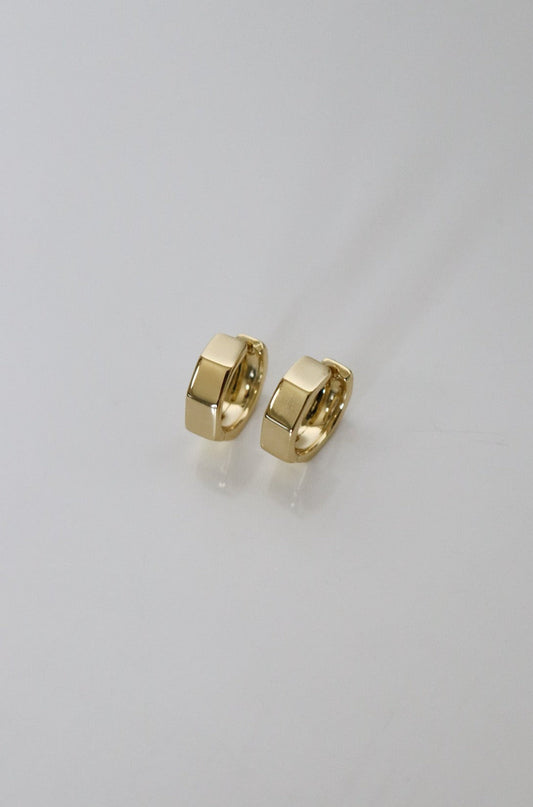 Lazy day hexagon huggies - earrings