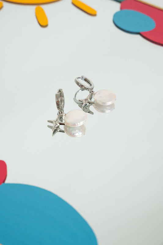 Twinkling Star Huggies - Silver - earring